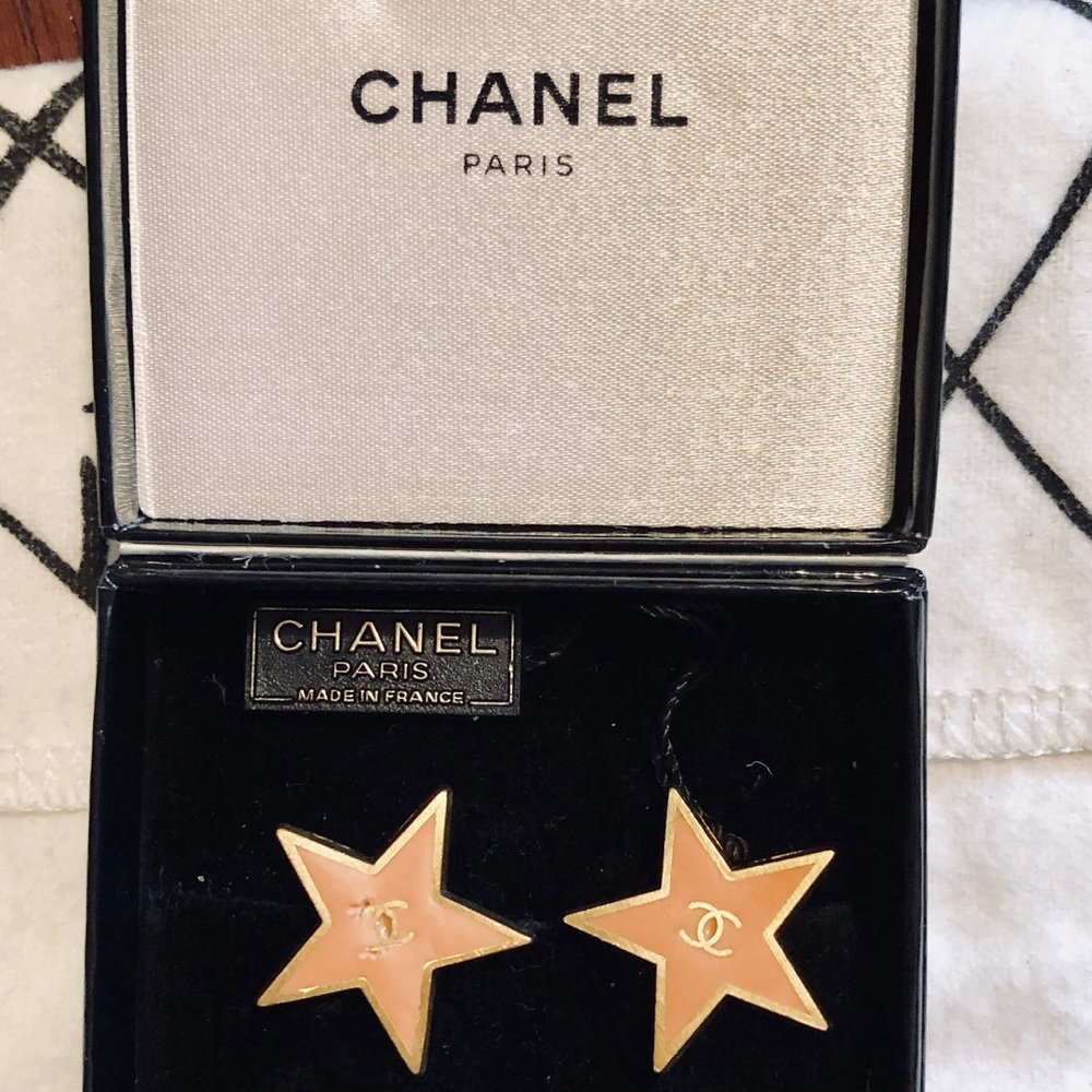 AUTHENTIC CHANEL STAR ENAMEL EARRINGS